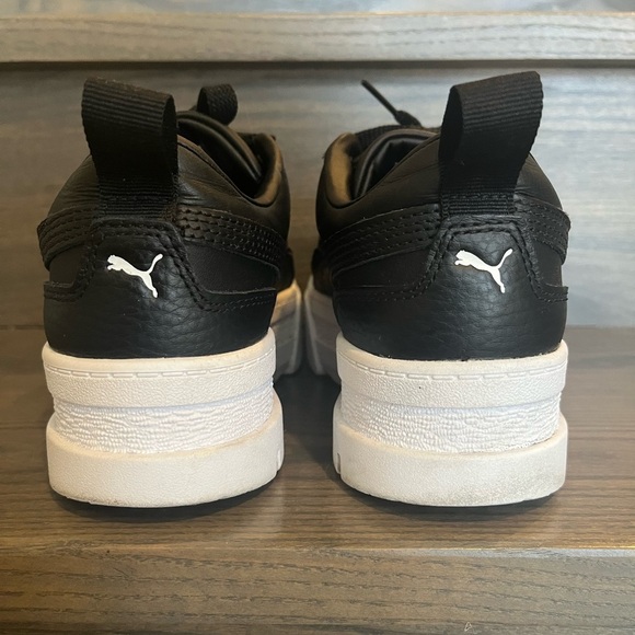 Puma Mayze Black Leather Platform Sneaker Size 8 - Picture 6 of 9